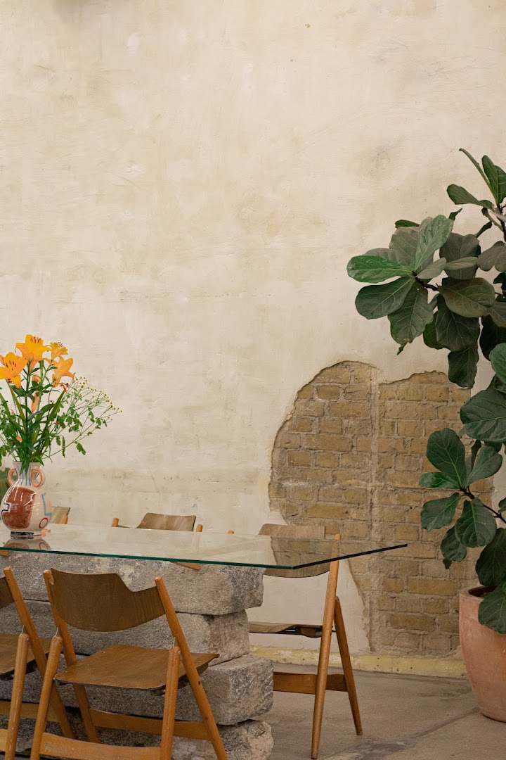 LEO Plastering & Decorating Services — Photos 4